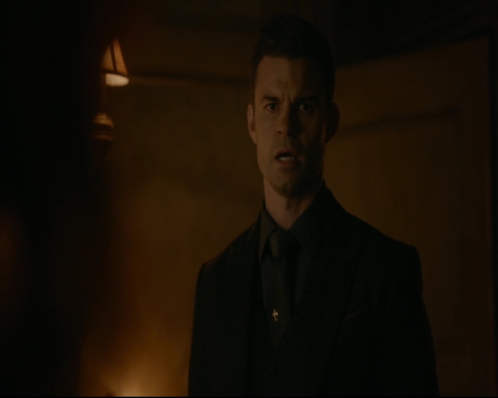 vampirediariesworld-dot-nl_TheOriginals5x13WhenTheSaintsGoMarchingIn01165.jpg