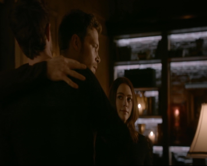 vampirediariesworld-dot-nl_TheOriginals5x13WhenTheSaintsGoMarchingIn01426.jpg