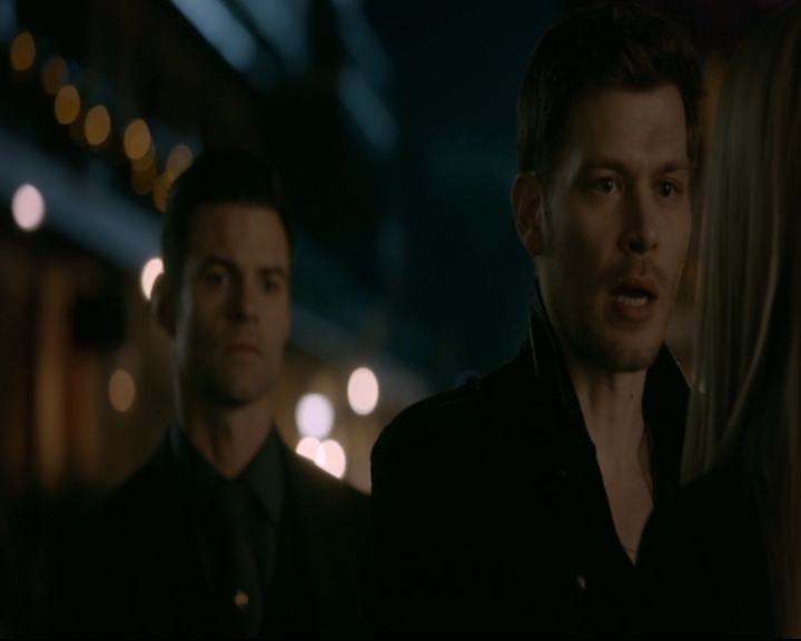 vampirediariesworld-dot-nl_TheOriginals5x13WhenTheSaintsGoMarchingIn01768.jpg