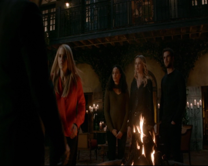 vampirediariesworld-dot-nl_TheOriginals5x13WhenTheSaintsGoMarchingIn01995.jpg vampirediariesworld-dot-nl_TheOriginals5x13WhenTheSaintsGoMarchingIn01995.jpg