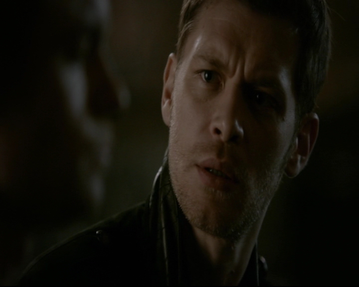 vampirediariesworld-dot-nl_TheOriginals5x13WhenTheSaintsGoMarchingIn02010.jpg