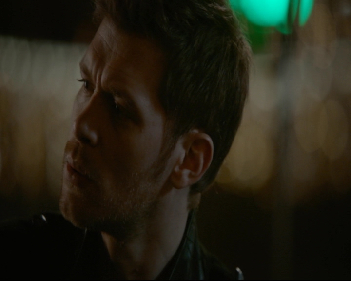 vampirediariesworld-dot-nl_TheOriginals5x13WhenTheSaintsGoMarchingIn02025.jpg