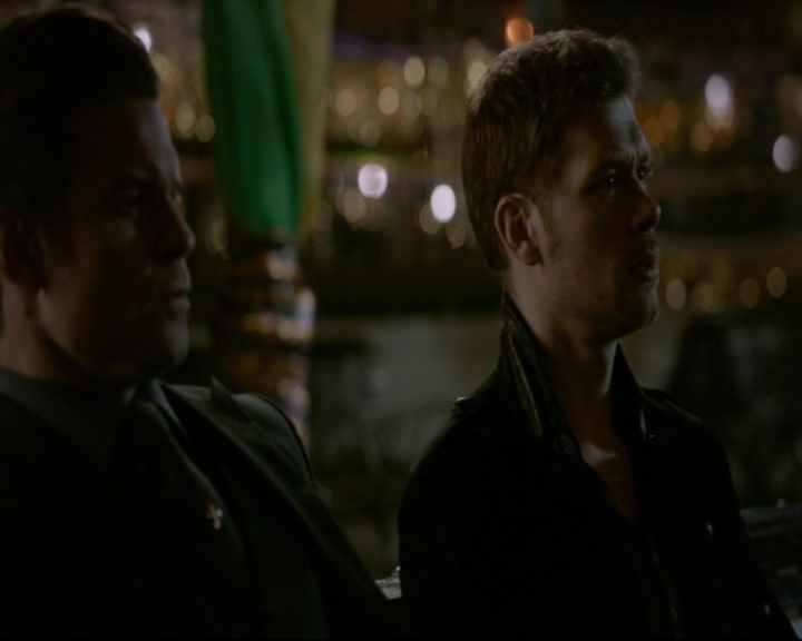 vampirediariesworld-dot-nl_TheOriginals5x13WhenTheSaintsGoMarchingIn02260.jpg