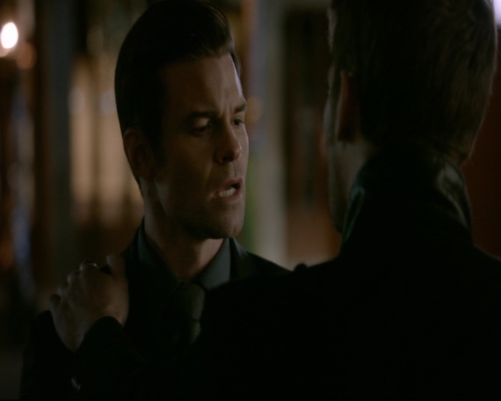vampirediariesworld-dot-nl_TheOriginals5x13WhenTheSaintsGoMarchingIn02303.jpg