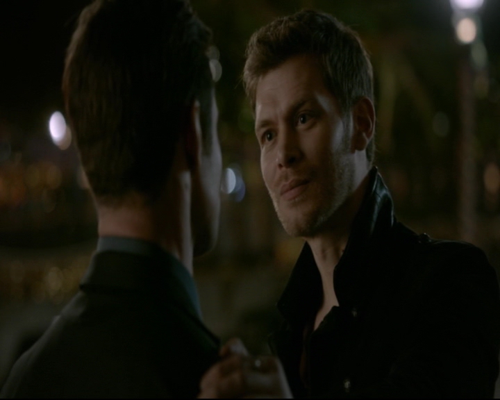 vampirediariesworld-dot-nl_TheOriginals5x13WhenTheSaintsGoMarchingIn02308.jpg