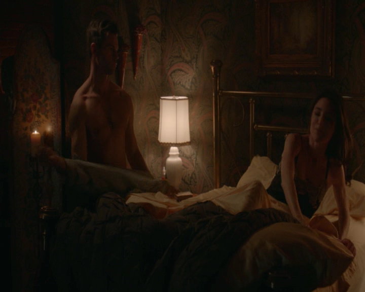 vampirediariesworld-dot-nl_TheOriginals5x03NeMeQuittePas-deletedscene00050.jpg