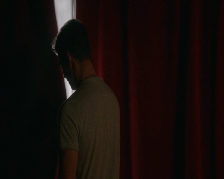 vampirediariesworld-dot-nl_TheOriginals5x03NeMeQuittePas-deletedscene00066.jpg