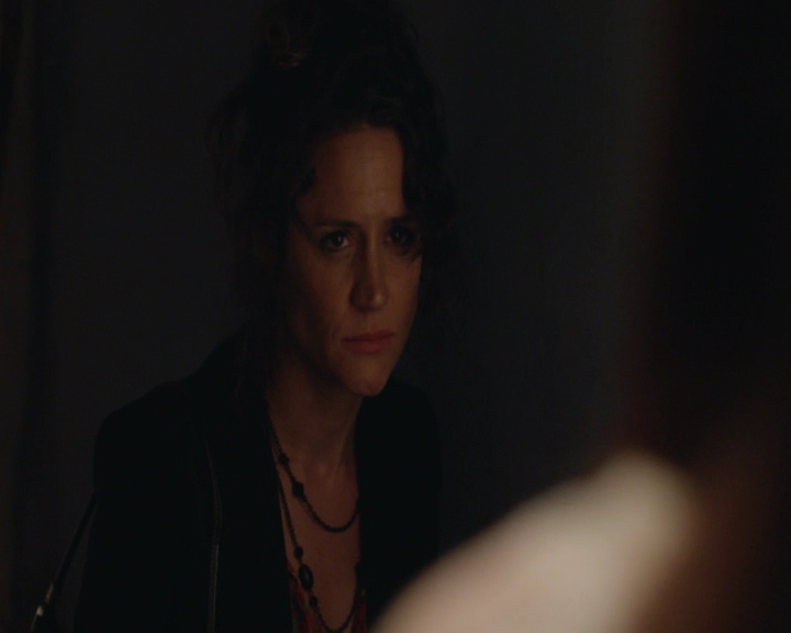 vampirediariesworld-dot-nl_TheOriginals5x05DontItJustBreakYourHeart-deletedscenes00016.jpg