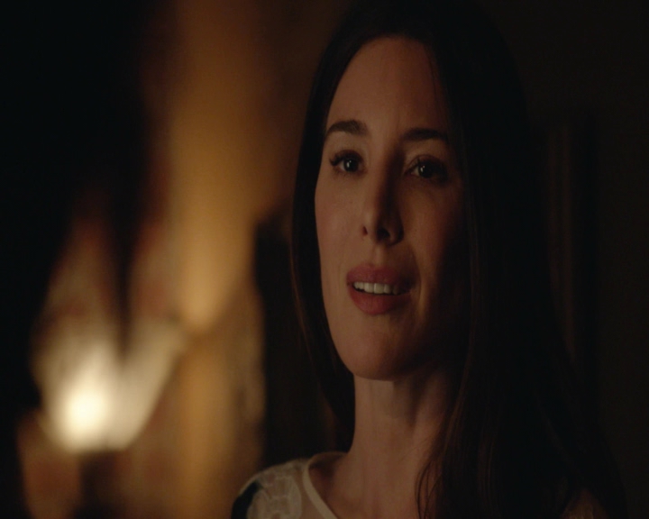 vampirediariesworld-dot-nl_TheOriginals5x05DontItJustBreakYourHeart-deletedscenes00019.jpg