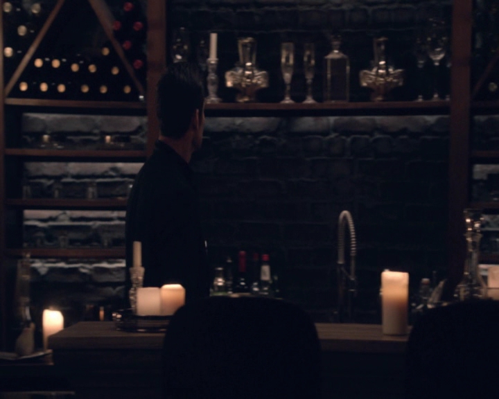 vampirediariesworld-dot-nl_TheOriginals5x08TheKindnessOfStrangers-deletedscene00031.jpg