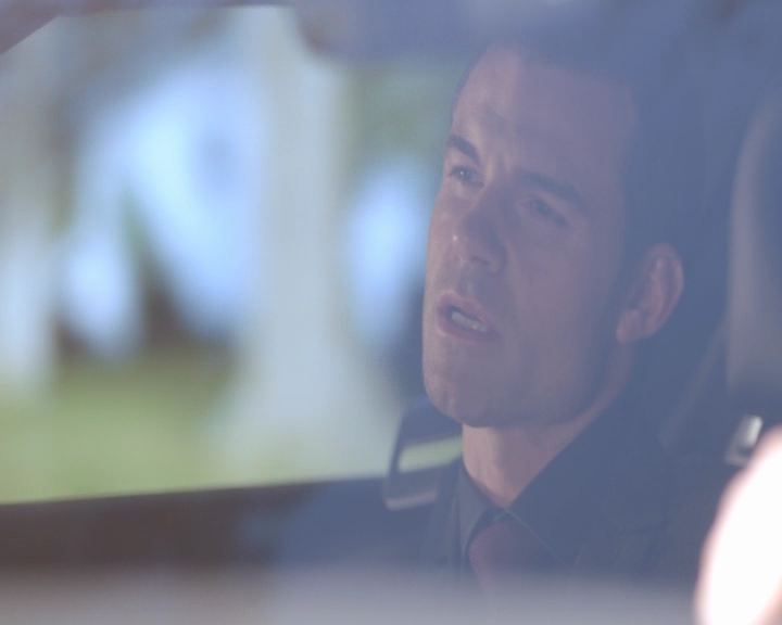 vampirediariesworld-dot-nl_TheOriginals5x12TheTaleOfTwoWolves-deletedscene00080.jpg