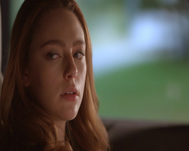 vampirediariesworld-dot-nl_TheOriginals5x12TheTaleOfTwoWolves-deletedscene00105.jpg