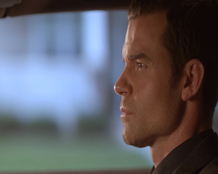 vampirediariesworld-dot-nl_TheOriginals5x12TheTaleOfTwoWolves-deletedscene00151.jpg