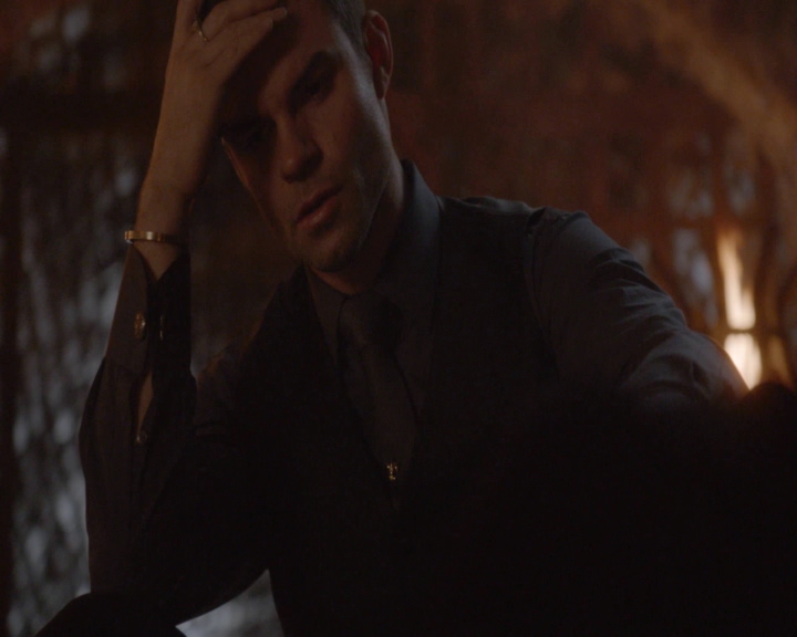 vampirediariesworld-dot-nl_TheOriginals5x13WhenTheSaintsGoMarchingIn-deletedscene00193.jpg