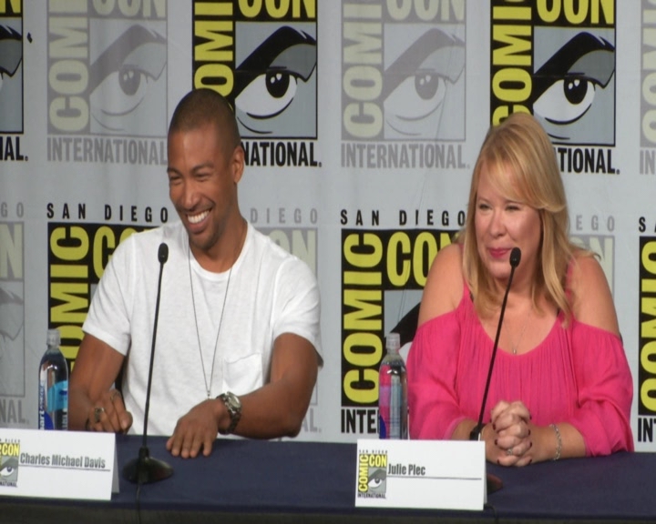 vampirediariesworld-dot-nl_TheOriginals-2017Comic-ConPanel00020.jpg
