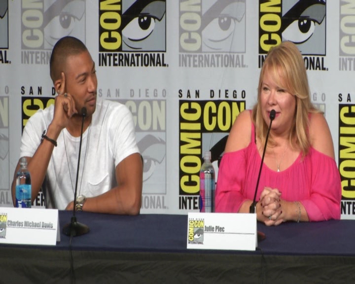 vampirediariesworld-dot-nl_TheOriginals-2017Comic-ConPanel00394.jpg