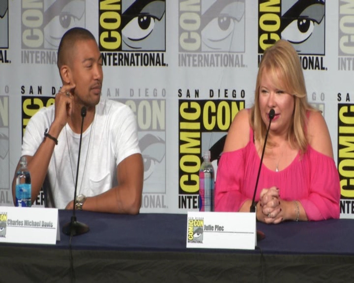 vampirediariesworld-dot-nl_TheOriginals-2017Comic-ConPanel00396.jpg