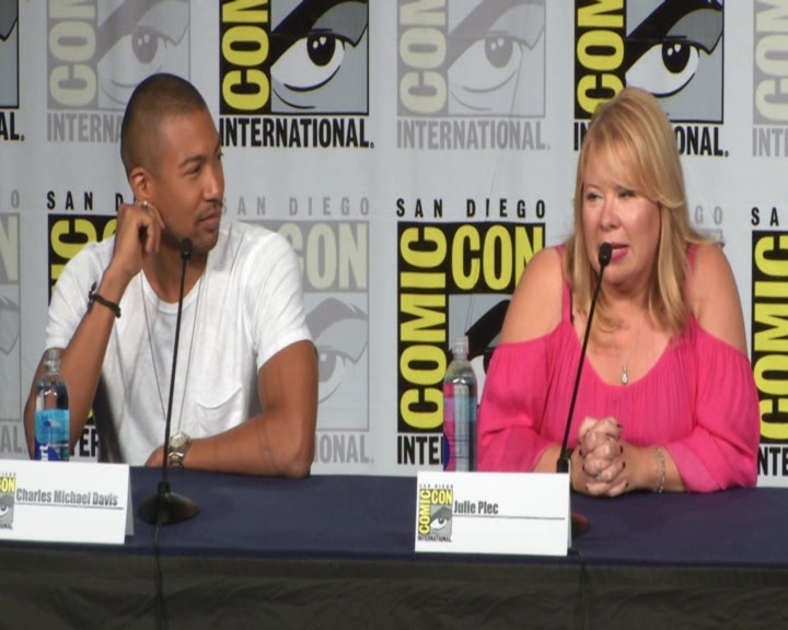 vampirediariesworld-dot-nl_TheOriginals-2017Comic-ConPanel00398.jpg