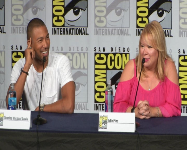 vampirediariesworld-dot-nl_TheOriginals-2017Comic-ConPanel00414.jpg
