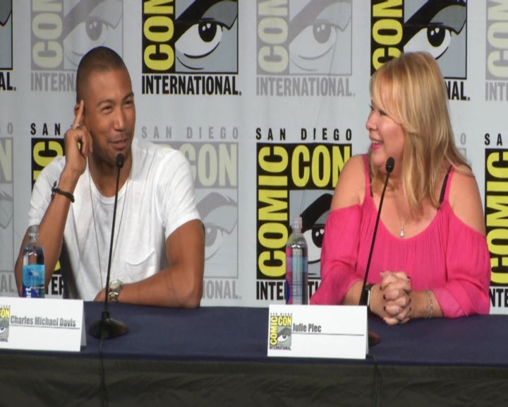 vampirediariesworld-dot-nl_TheOriginals-2017Comic-ConPanel00416.jpg
