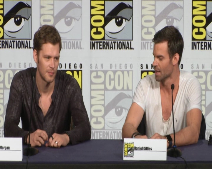 vampirediariesworld-dot-nl_TheOriginals-2017Comic-ConPanel00805.jpg vampirediariesworld-dot-nl_TheOriginals-2017Comic-ConPanel00805.jpg