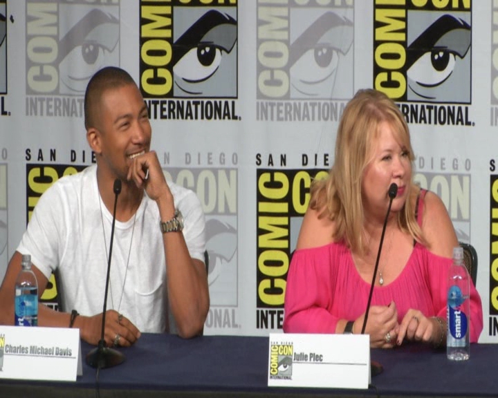 vampirediariesworld-dot-nl_TheOriginals-2017Comic-ConPanel00872.jpg