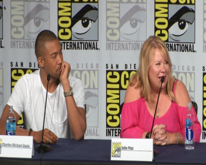 vampirediariesworld-dot-nl_TheOriginals-2017Comic-ConPanel00878.jpg