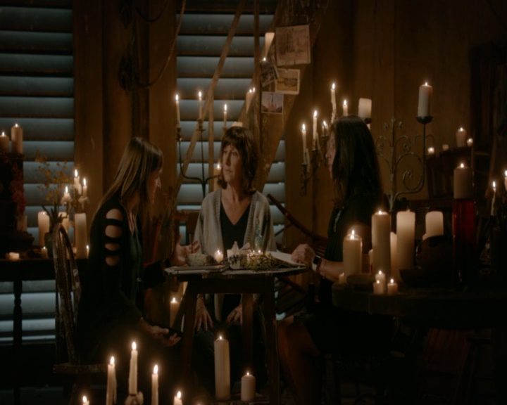 vampirediariesworld-dot-nl_TheOriginalsS5ComeVisitGeorgia00159.jpg
