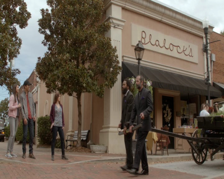 vampirediariesworld-dot-nl_TheOriginalsS5ComeVisitGeorgia00229.jpg