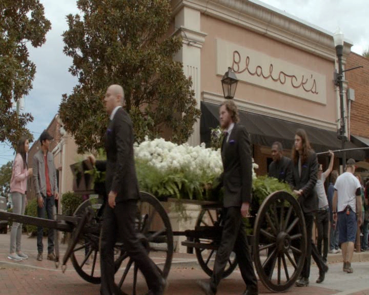 vampirediariesworld-dot-nl_TheOriginalsS5ComeVisitGeorgia00234.jpg