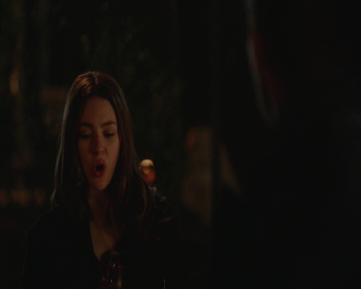 vampirediariesworld-dot-nl_TheOriginalsS5Bloopers00070.jpg