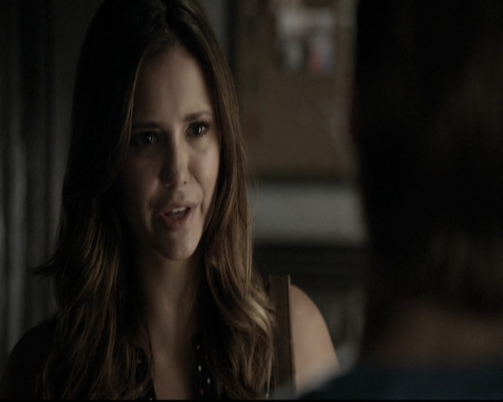 VampireDiariesWorld-dot-nl_6x01IllRemember0801.jpg