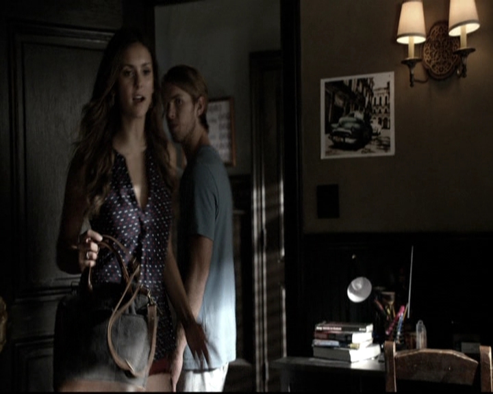 VampireDiariesWorld-dot-nl_6x01IllRemember0812.jpg