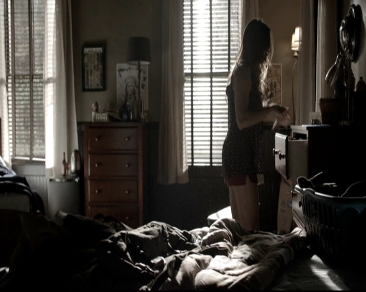VampireDiariesWorld-dot-nl_6x01IllRemember0814.jpg