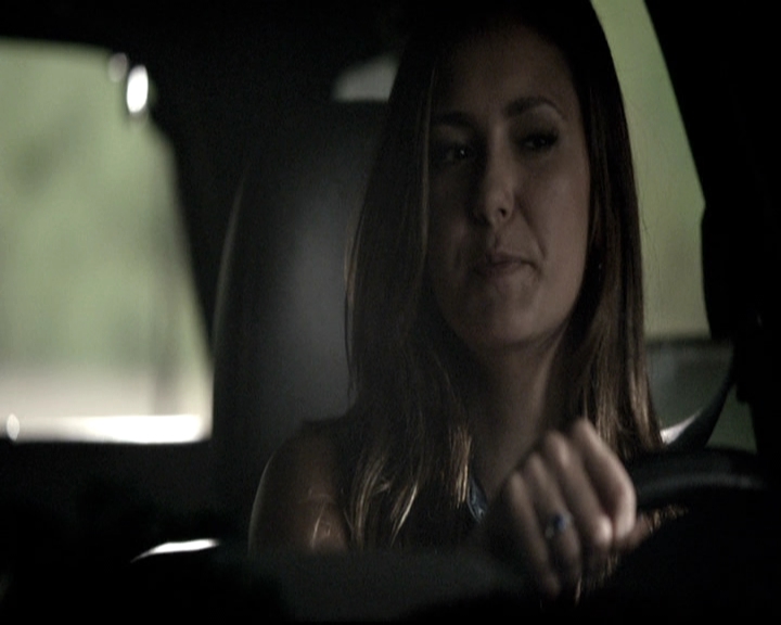 VampireDiariesWorld-dot-nl_6x01IllRemember0844.jpg