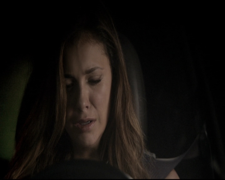 VampireDiariesWorld-dot-nl_6x01IllRemember1506.jpg