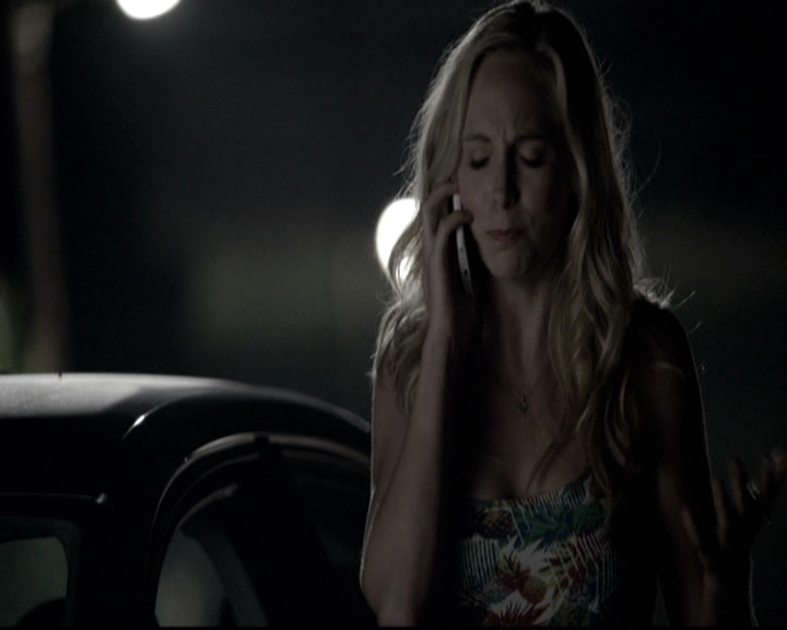 VampireDiariesWorld-dot-nl_6x01IllRemember1535.jpg