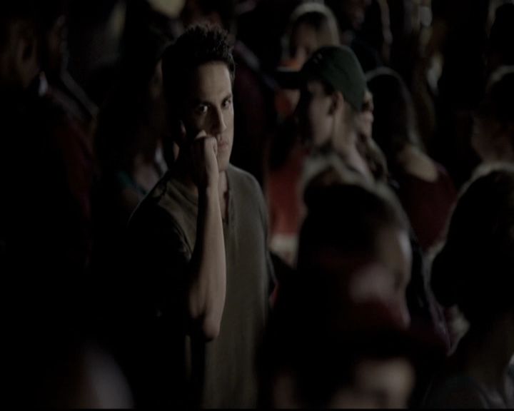 VampireDiariesWorld-dot-nl_6x01IllRemember1552.jpg