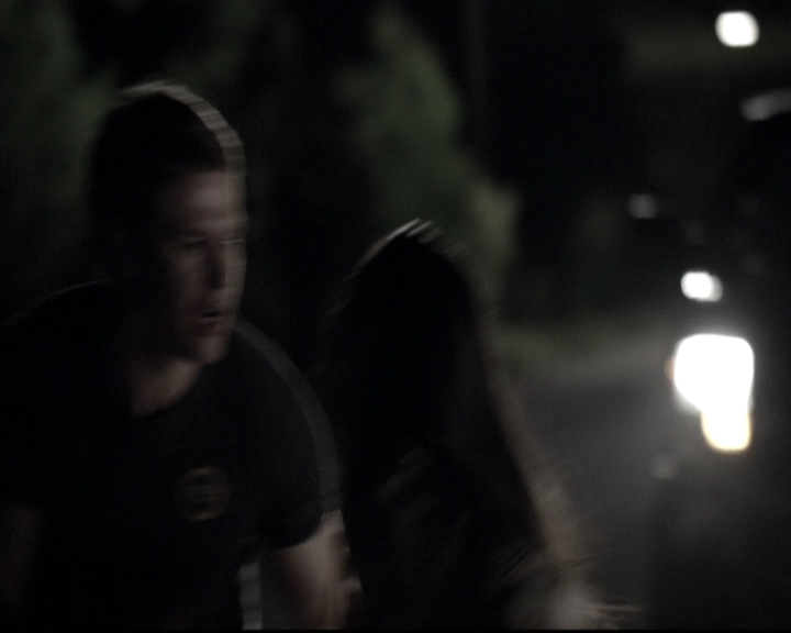 VampireDiariesWorld-dot-nl_6x01IllRemember1569.jpg