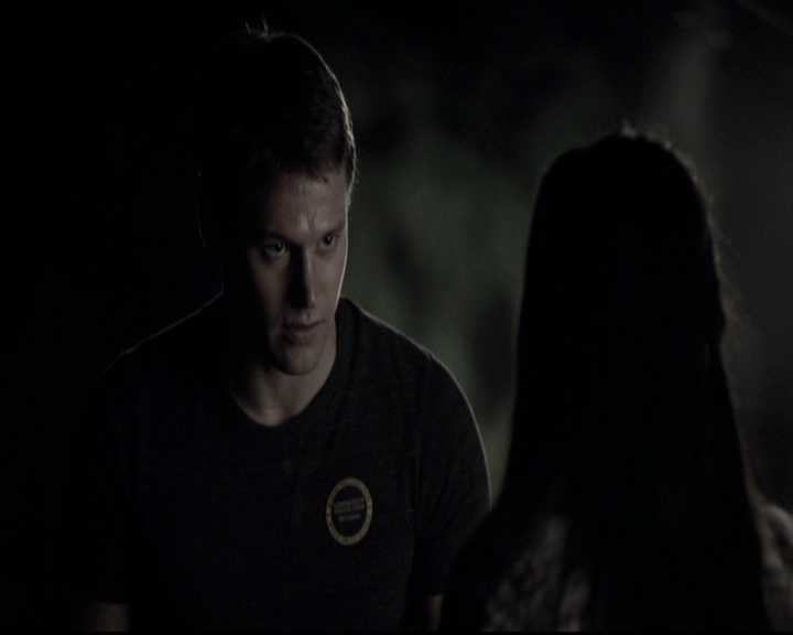 VampireDiariesWorld-dot-nl_6x01IllRemember1580.jpg