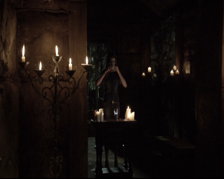 VampireDiariesWorld-dot-nl_6x01IllRemember1665.jpg