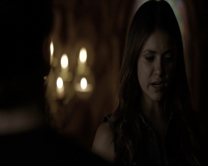 VampireDiariesWorld-dot-nl_6x01IllRemember1718.jpg