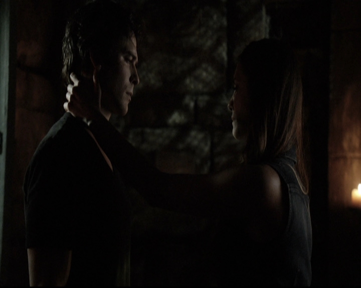 VampireDiariesWorld-dot-nl_6x01IllRemember1755.jpg