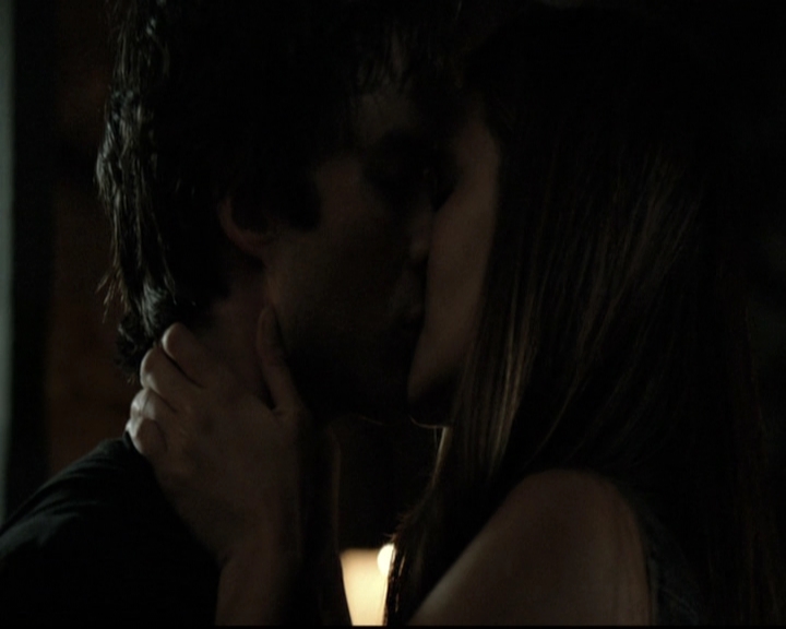 VampireDiariesWorld-dot-nl_6x01IllRemember1772.jpg