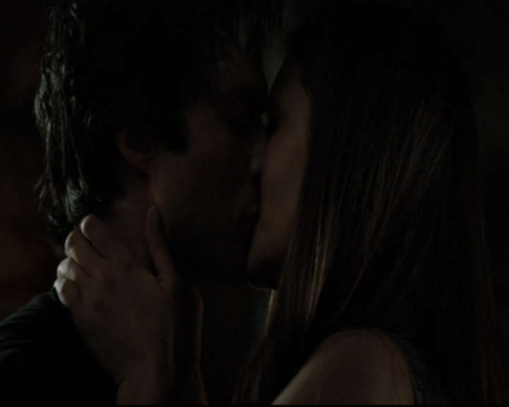 VampireDiariesWorld-dot-nl_6x01IllRemember1774.jpg