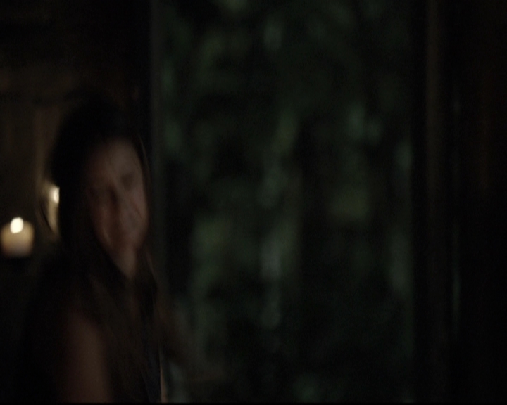 VampireDiariesWorld-dot-nl_6x01IllRemember1824.jpg