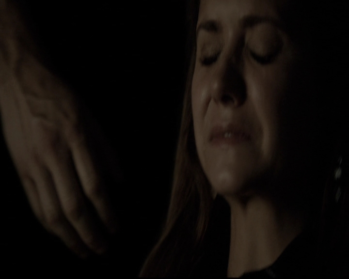 VampireDiariesWorld-dot-nl_6x01IllRemember1844.jpg