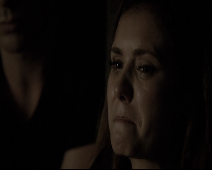 VampireDiariesWorld-dot-nl_6x01IllRemember1852.jpg