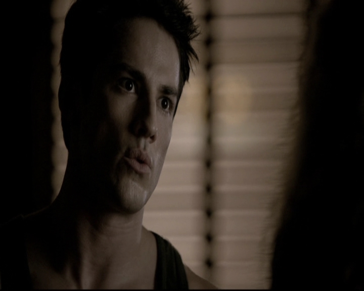 VampireDiariesWorld-dot-nl_6x01IllRemember1926.jpg