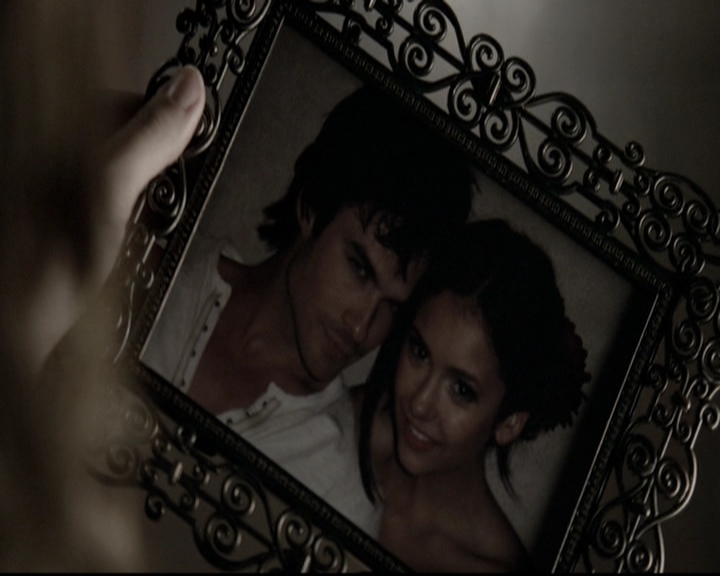 VampireDiariesWorld-dot-nl_6x01IllRemember2077.jpg